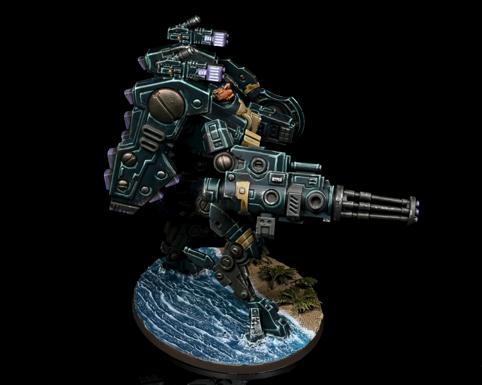 XV104 Riptide Battlesuit. Credit: Rockfish