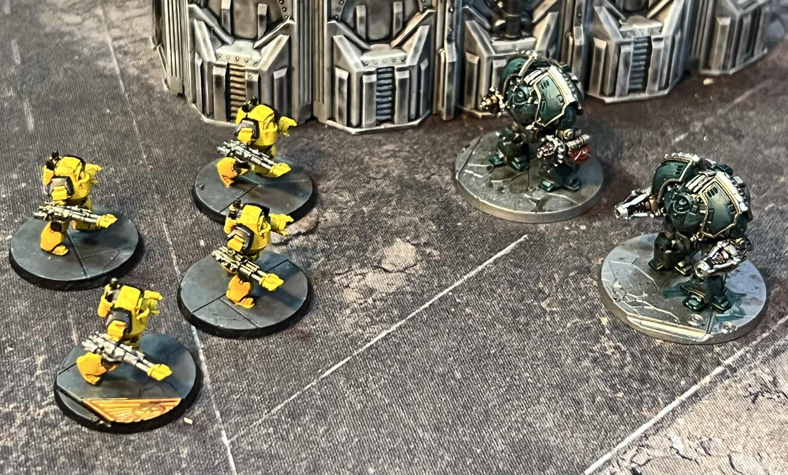 Legions Imperialis Dreadnought-off